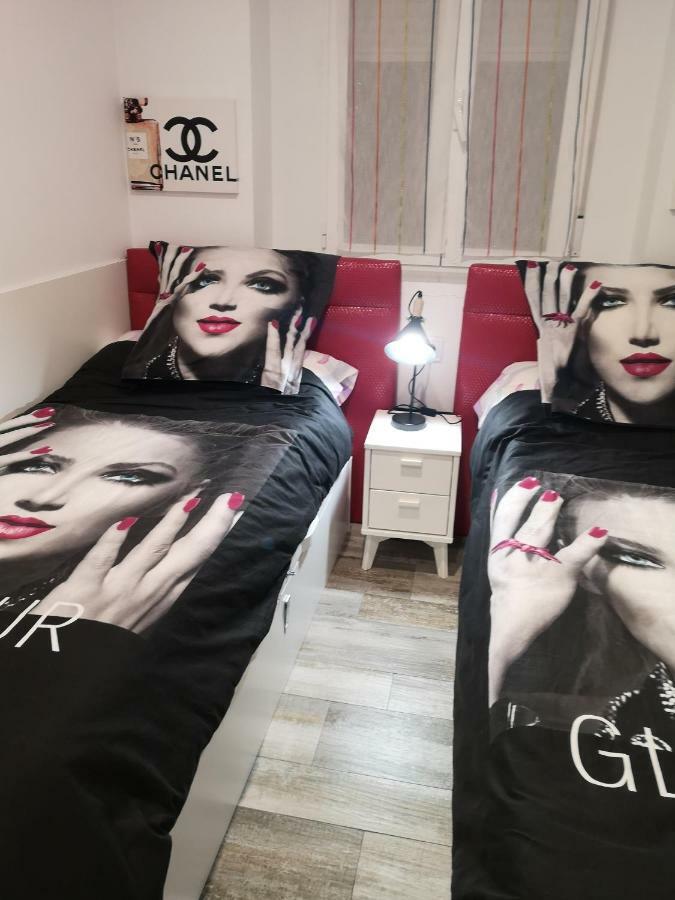 Apartamento Ibanez Бенидорм Екстериор снимка